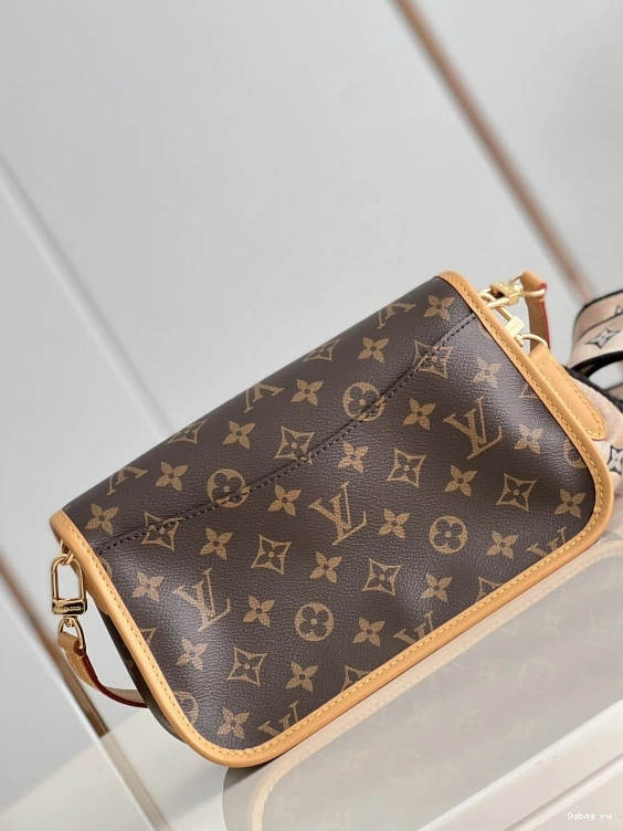 VUITTON LOUIS Nano Diane 0715